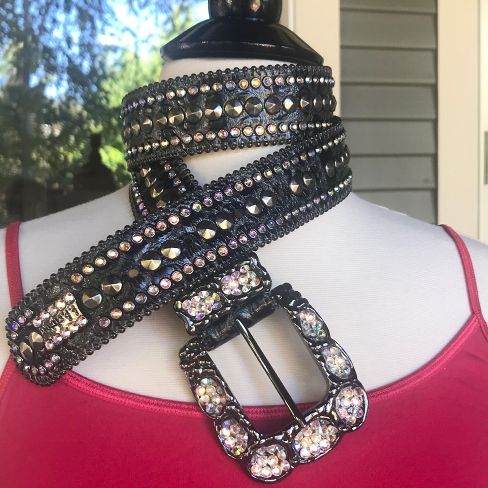 b.b. simon belt